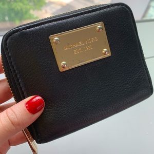 Michael Kors Wallet (Black and Gold)